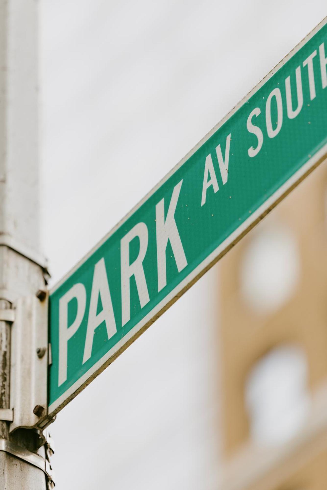 Hotel Park Ave New York Bagian luar foto